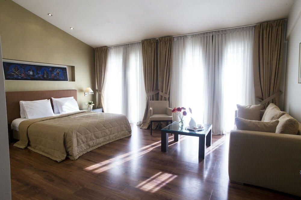 The Tobacco Hotel - 15