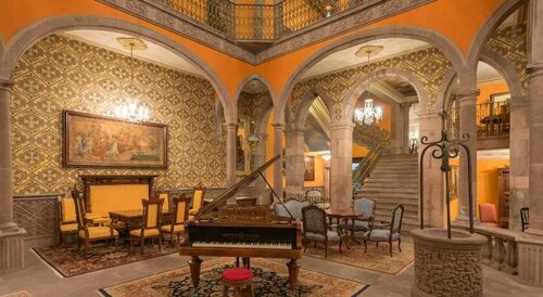 Гостиница Hotel Museo Palacio de San Agustin в Сан-Луис-Потоси