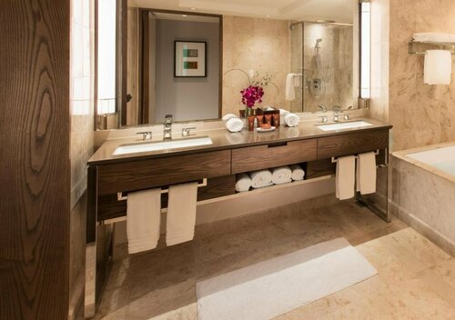Гостиница Conrad Singapore Marina Bay в Сингапуре