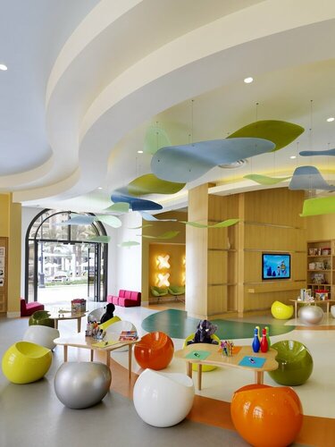 Гостиница The Ritz Carlton Abu Dhabi Grand Canal в Абу-Даби