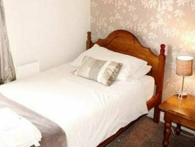 Гостиница Leaded Light - Guest House в Солихалле