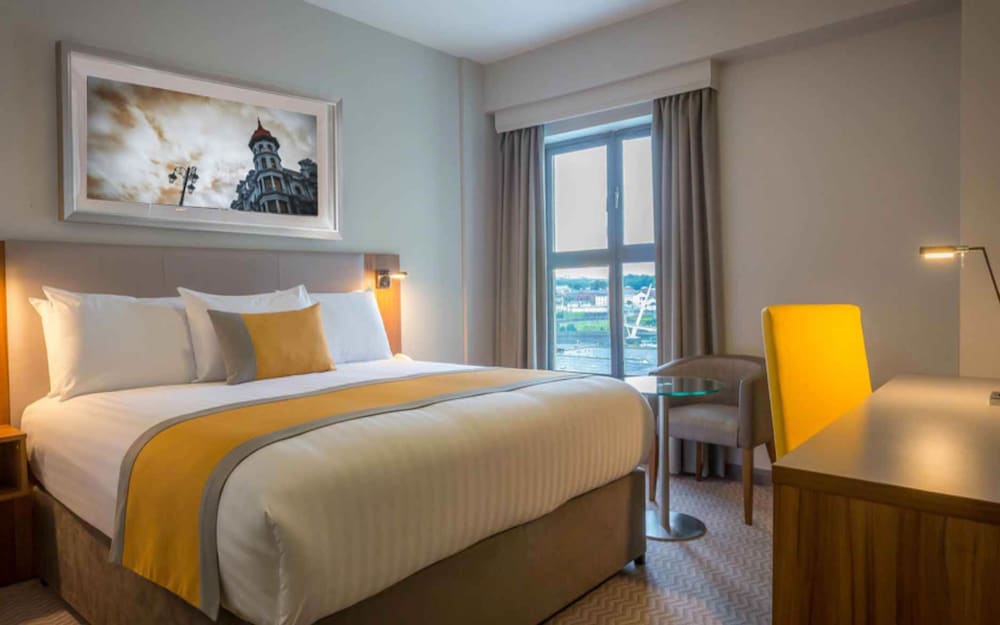 Фото Maldron Hotel Manchester City Centre
