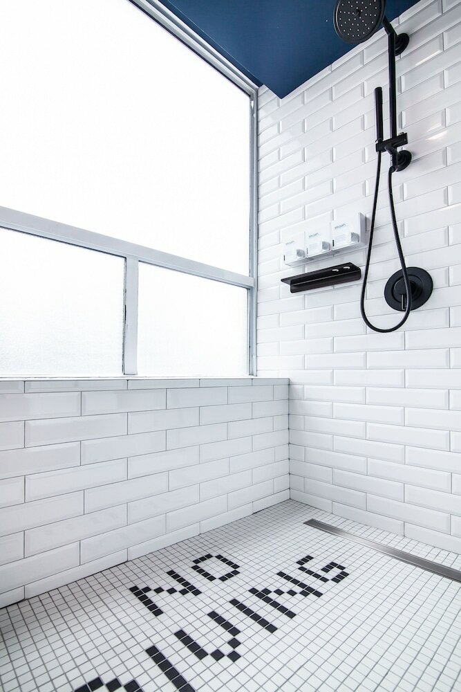 Фото Hotel Belmont Vancouver MGallery