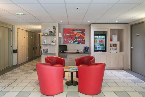 Гостиница Ace Hôtel Roanne-Mably в Роане