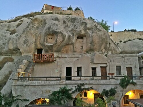 Star Cave Hotel