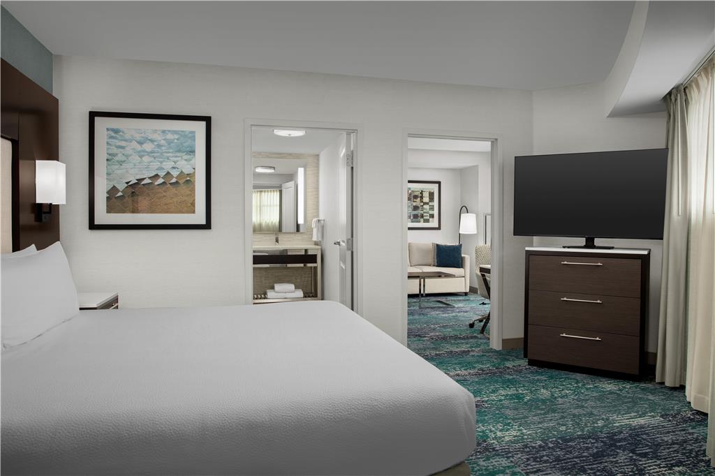 Фото Hilton Garden Inn Portsmouth Downtown
