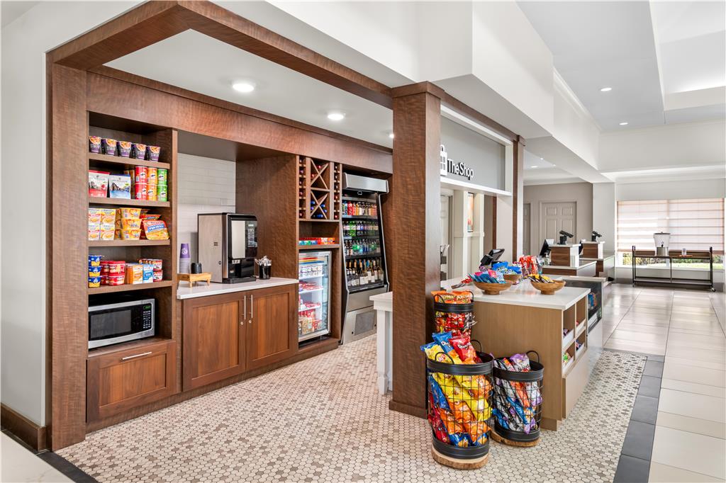 Фото Hilton Garden Inn Overland Park