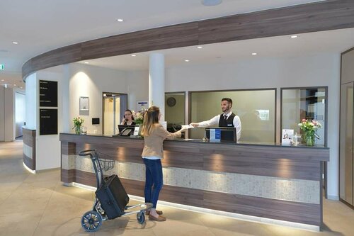 Гостиница Best Western Queens Hotel Pforzheim-Niefern в Пфорцхайме