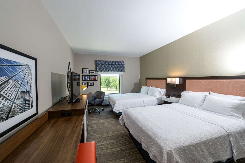 Фото Hampton Inn & Suites Lenoir