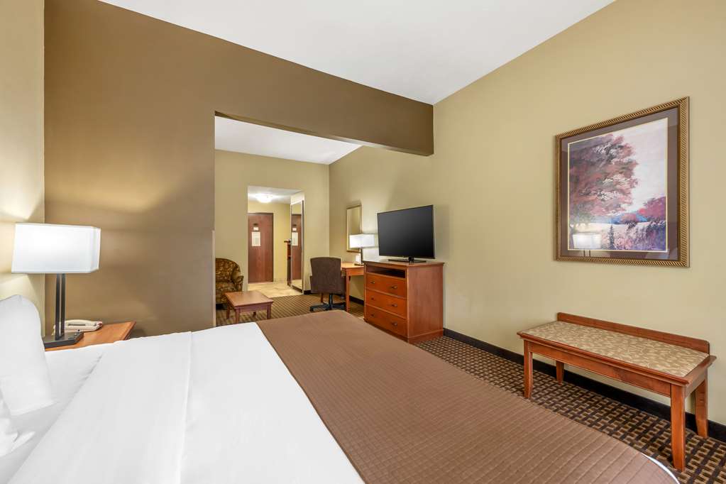 Фото Best Western Plus Grand Island Inn & Suites