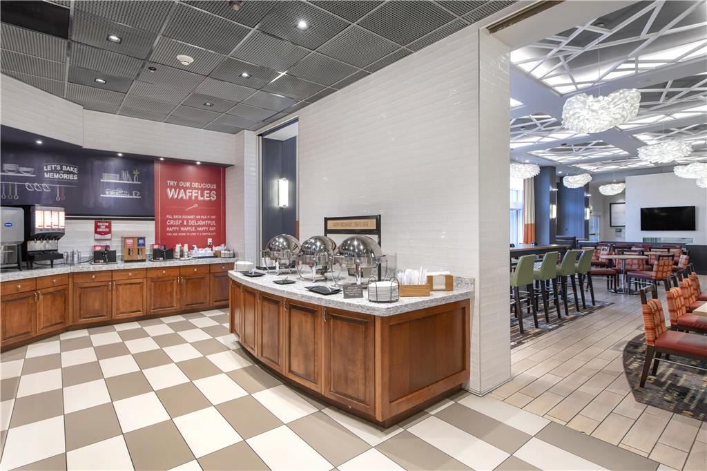 Фото Hampton Inn & Suites Raleigh-Durham Airport-Brier Creek by Hilton