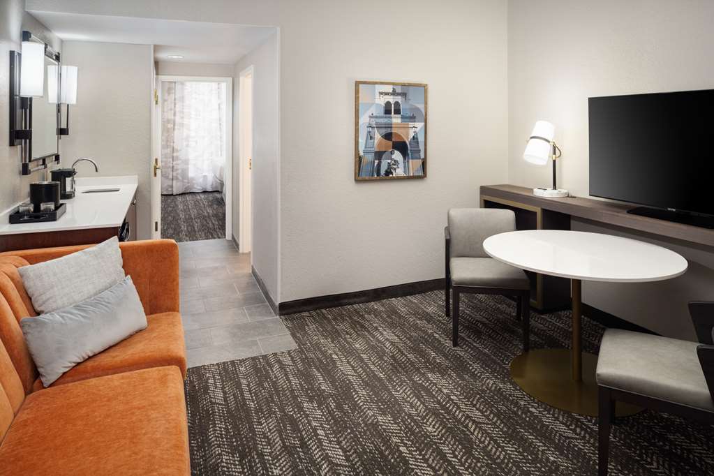 Фото Embassy Suites by Hilton Orlando North
