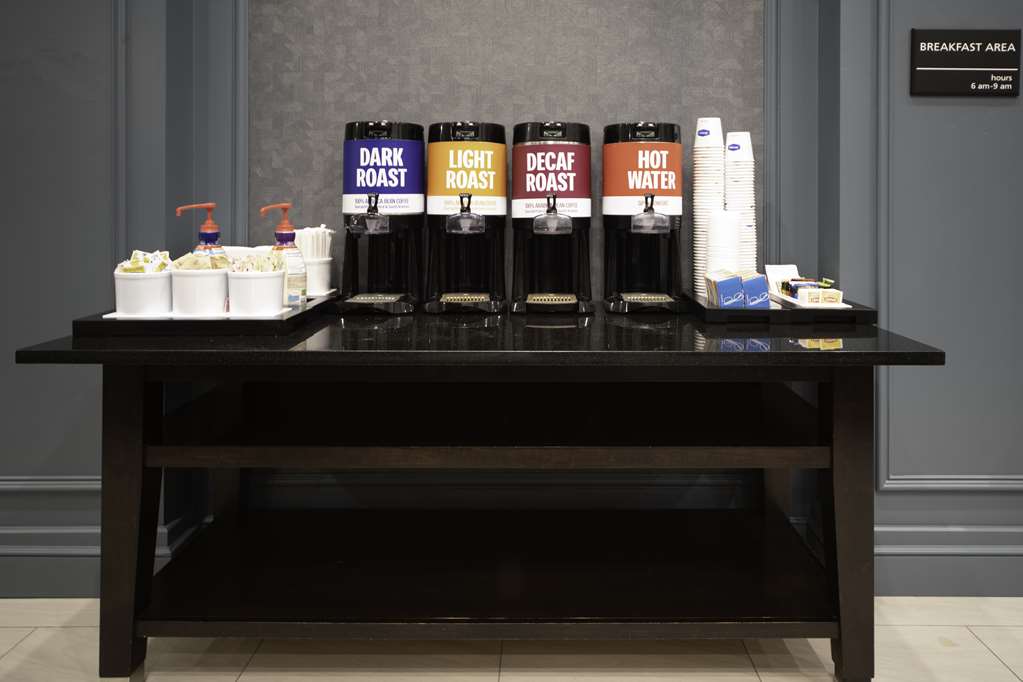 Фото Hampton Inn & Suites by Hilton West Little Rock