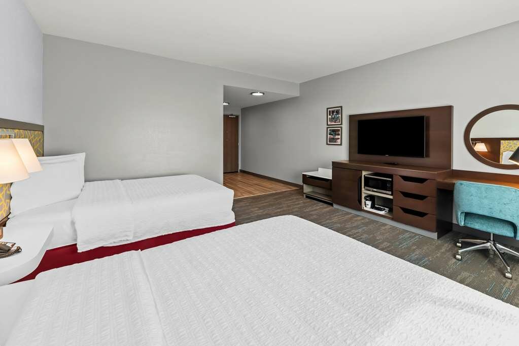 Фото Hampton Inn & Suites Farmers Branch Dallas