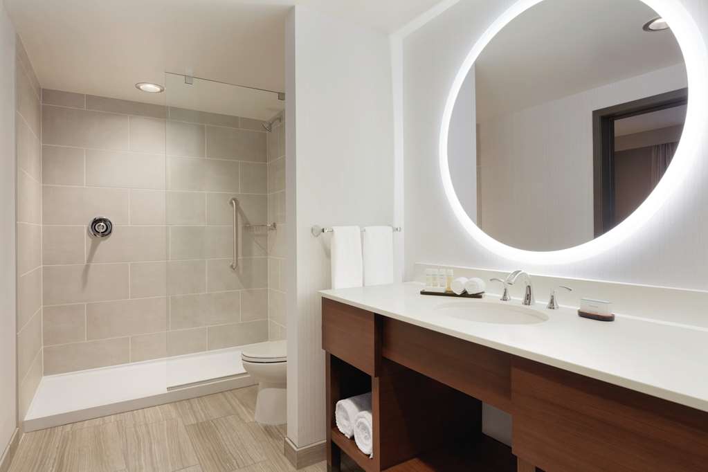 Фото Embassy Suites by Hilton South Jordan Salt Lake City