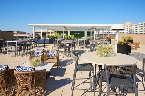 Гостиница Home2 Suites by Hilton Pompano Beach Pier в Помпано Бич