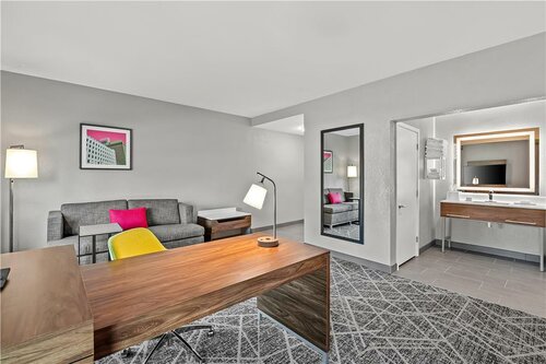 Гостиница Hampton Inn Omaha/West Dodge Road в Омахе