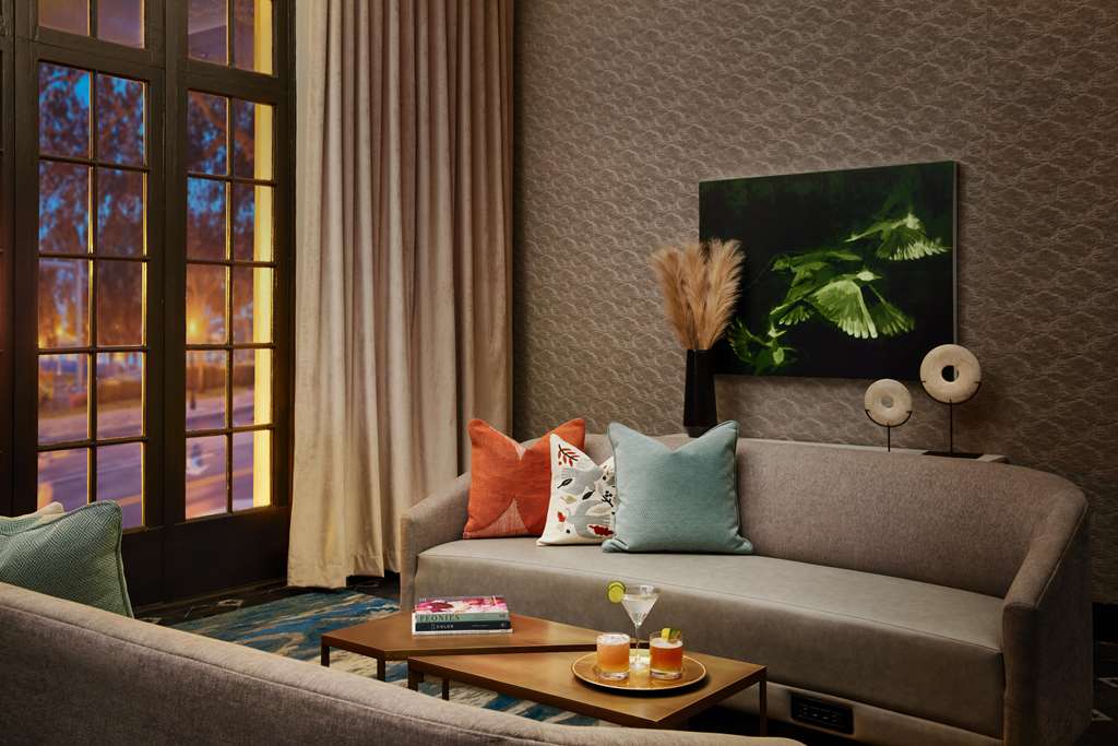 Фото The Terrace Hotel Lakeland, Tapestry Collection by Hilton