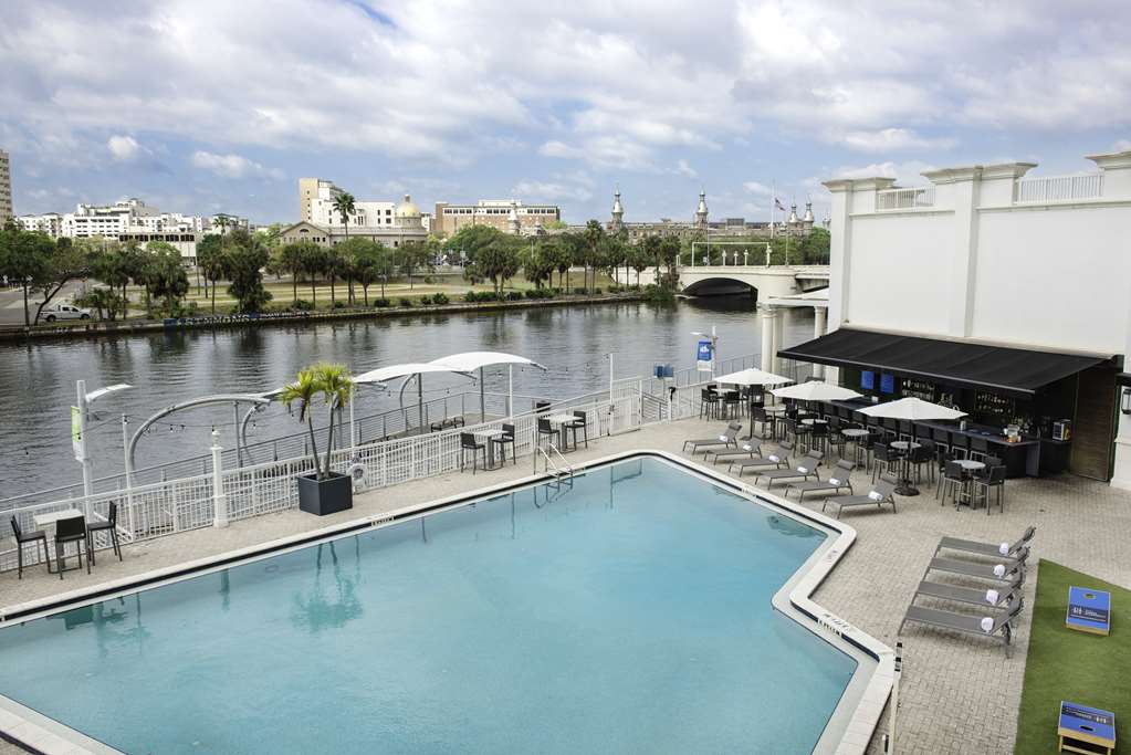 Фото Hotel Tampa Riverwalk