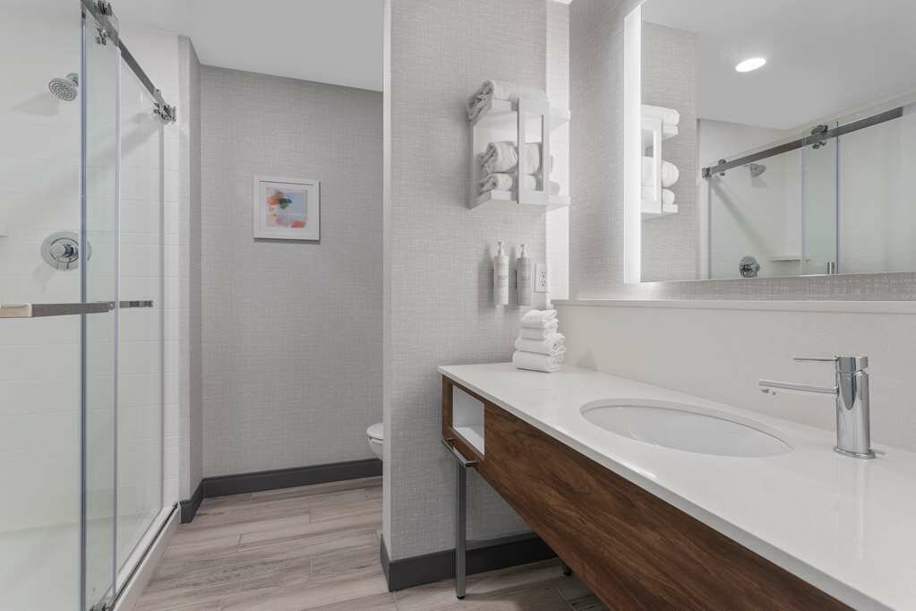 Фото Hampton Inn & Suites Lincoln - Northeast I-80