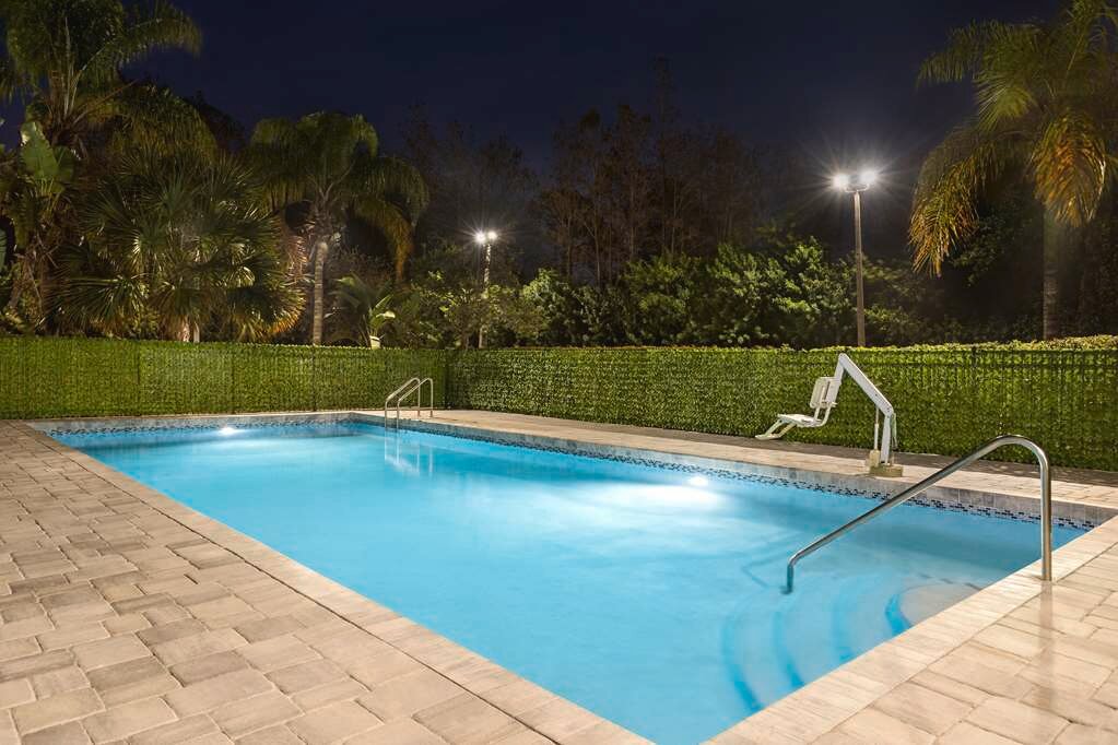 Фото Country Inn & Suites by Radisson, Orlando, Fl