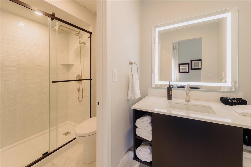 Фото Mercer Hotel Downtown, Bw Premier Collection