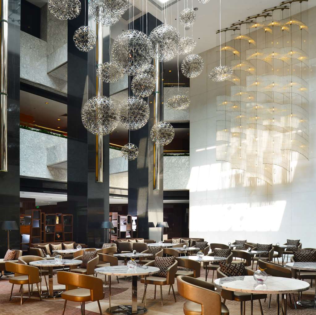 Фото Radisson Collection Hotel Yangtze Shanghai