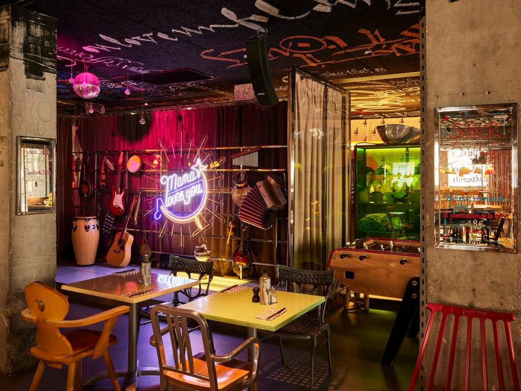 Фото Mama Shelter