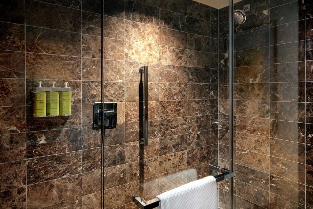 Фото Hilton McLean Tysons Corner