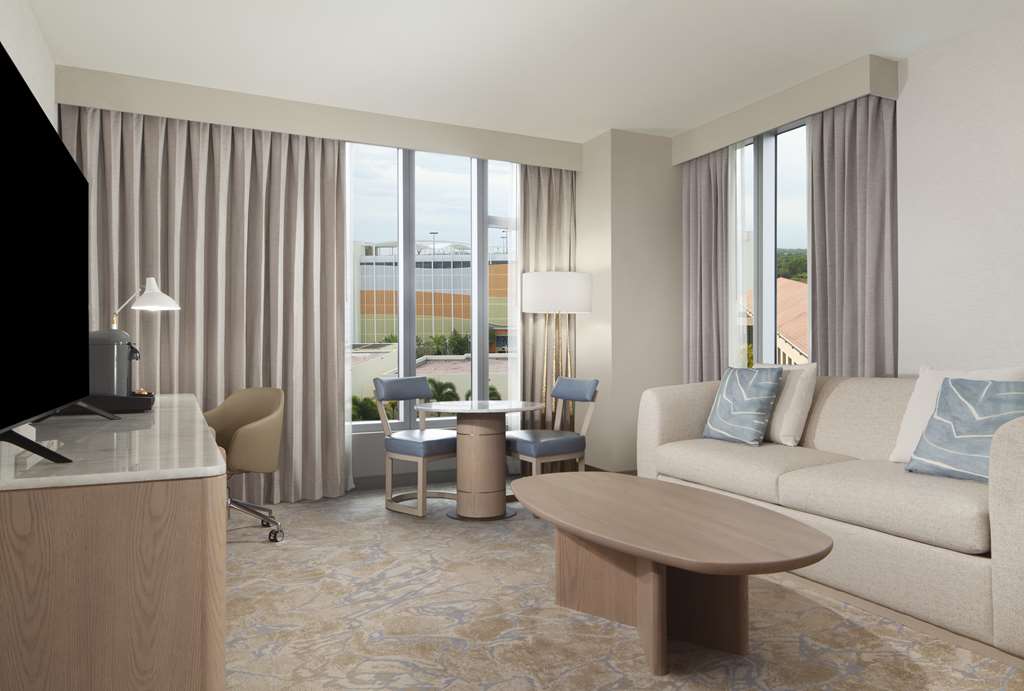 Фото Hilton West Palm Beach