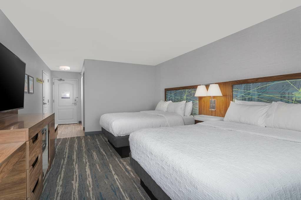 Фото Hampton Inn & Suites Lincoln - Northeast I-80