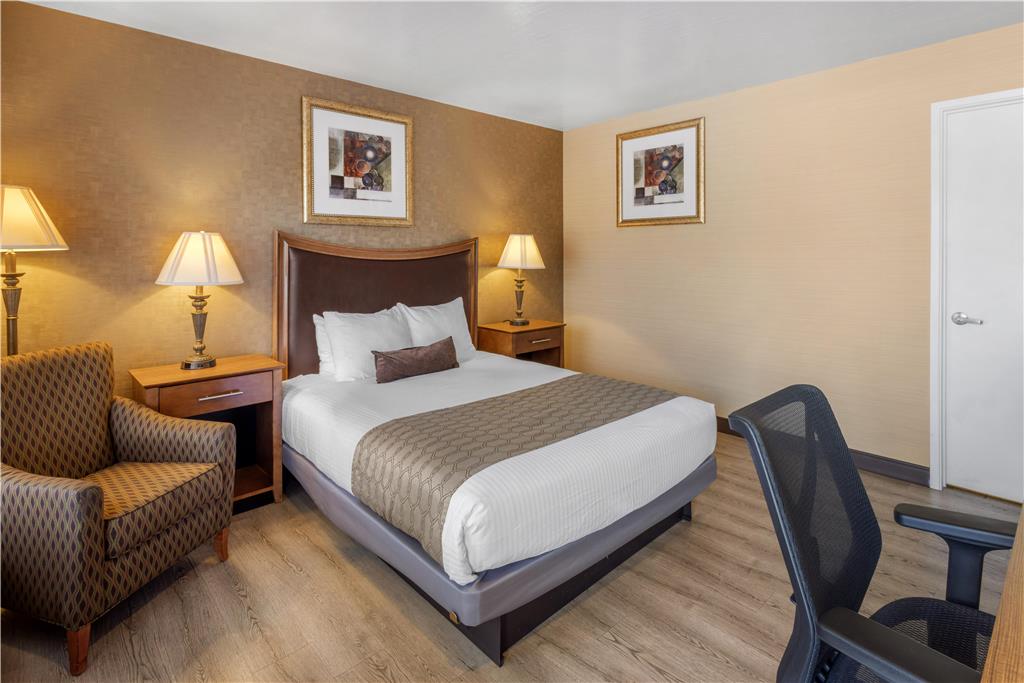 Фото Best Western Inn Santa Clara