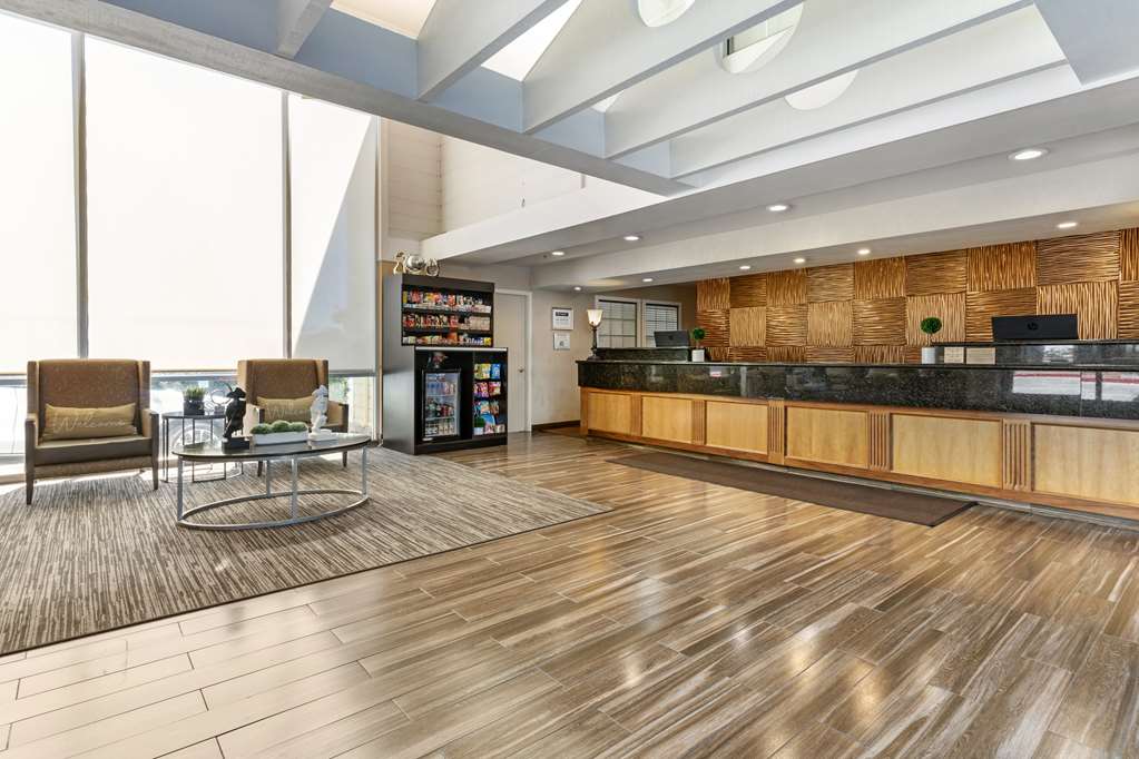 Фото Best Western Plus Heritage Inn