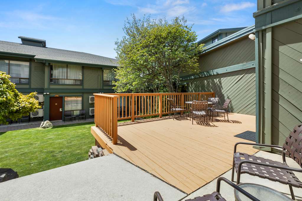 Фото Best Western Plus Tree House