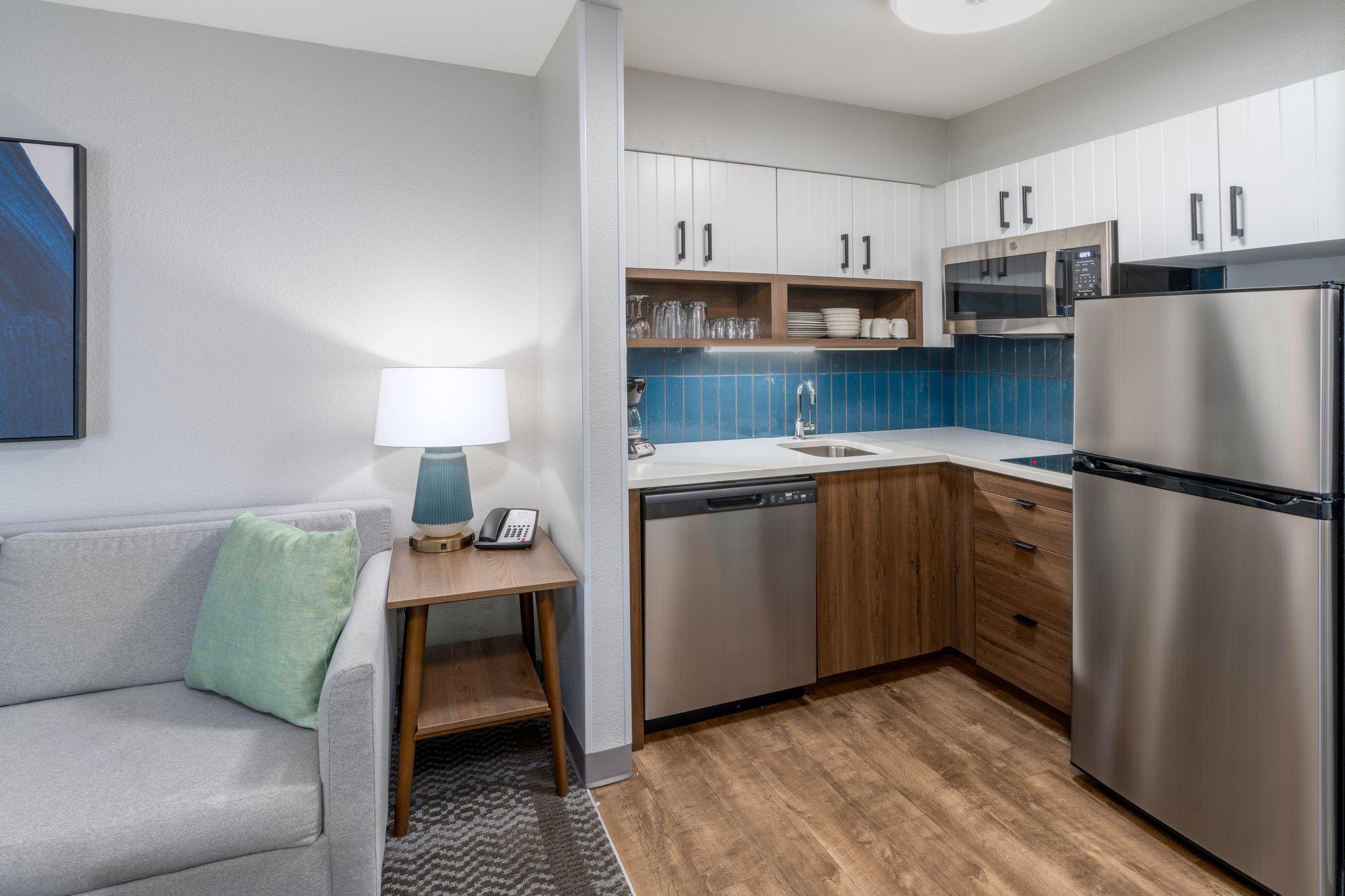 Фото Staybridge Suites Denver - Cherry Creek, an Ihg Hotel