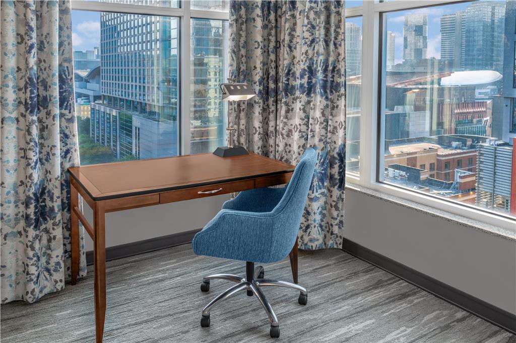 Фото Hilton Garden Inn Nashville Downtown/Convention Center