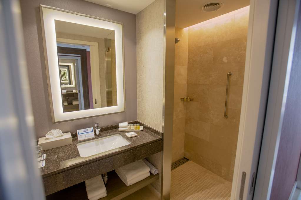 Фото Hilton Pilar
