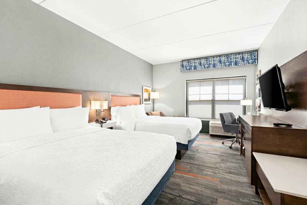 Фото Hampton Inn & Suites Phoenix-Goodyear