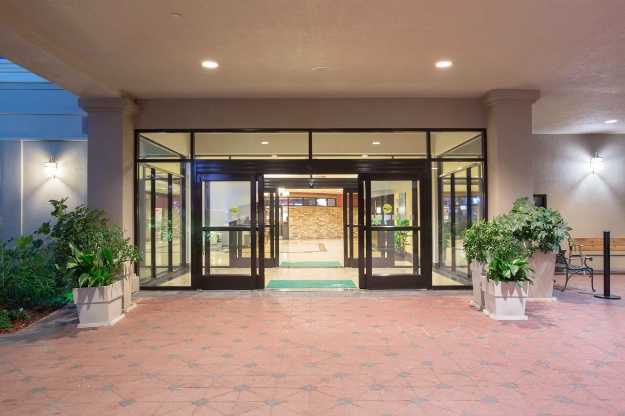 Фото Holiday Inn Little Rock-Airport-Conference Center, an Ihg Hotel