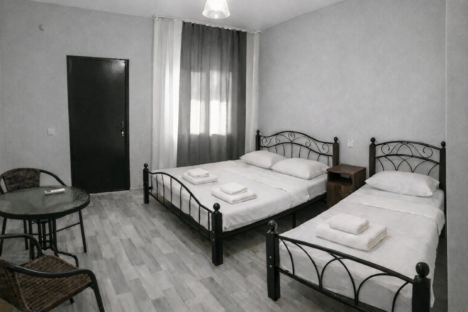 Фото Тихий дворик Алахадзы