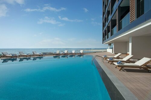 Гостиница Wyndham Garden Ajman Corniche в Эмирате Аджман