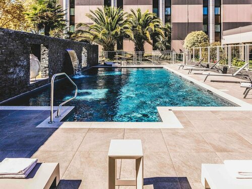 Гостиница Hôtel Mercure Pau Palais des Sports в По