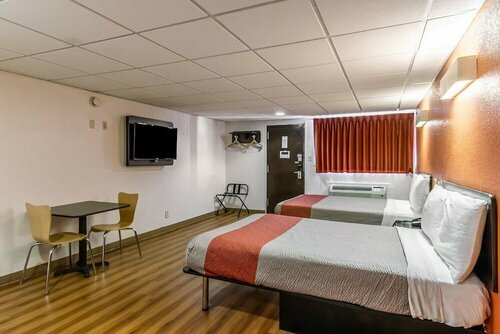 Гостиница Motel 6 Elizabeth, Nj - Newark Liberty Intl Airport в Нью-Йорке