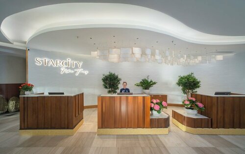 Гостиница Starcity Bayfront Nha Trang Hotel в Нячанге