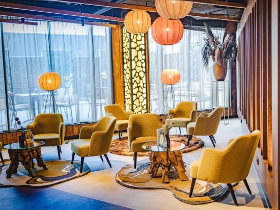 Фото Fletcher Hotel Restaurant ByZoo Emmen