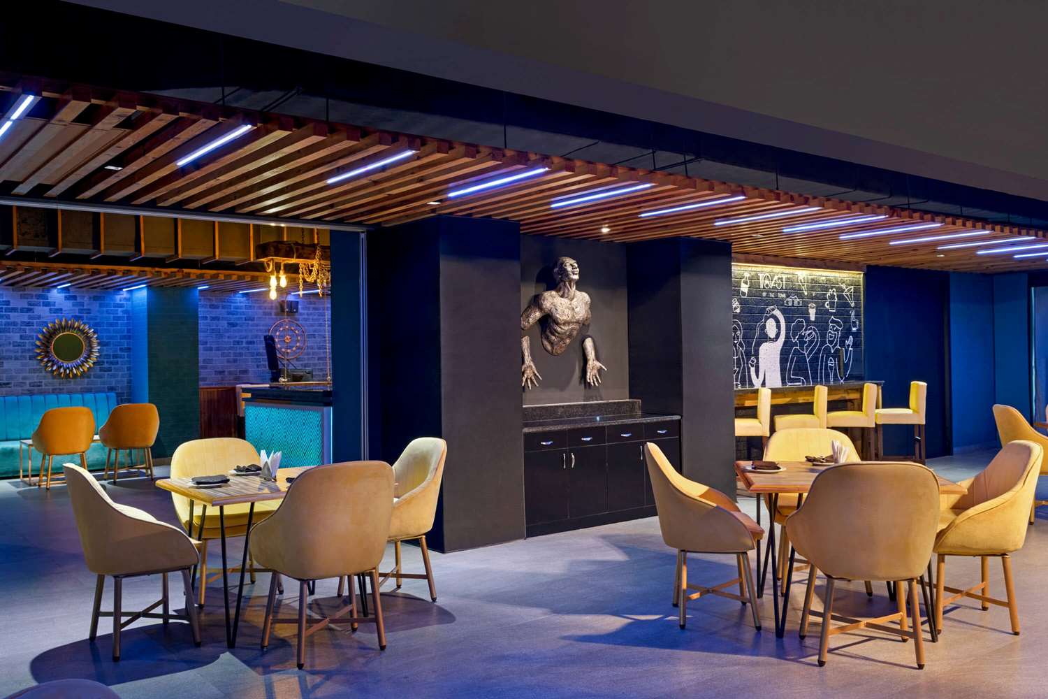 Фото Ramada by Wyndham Aligarh Gt Road