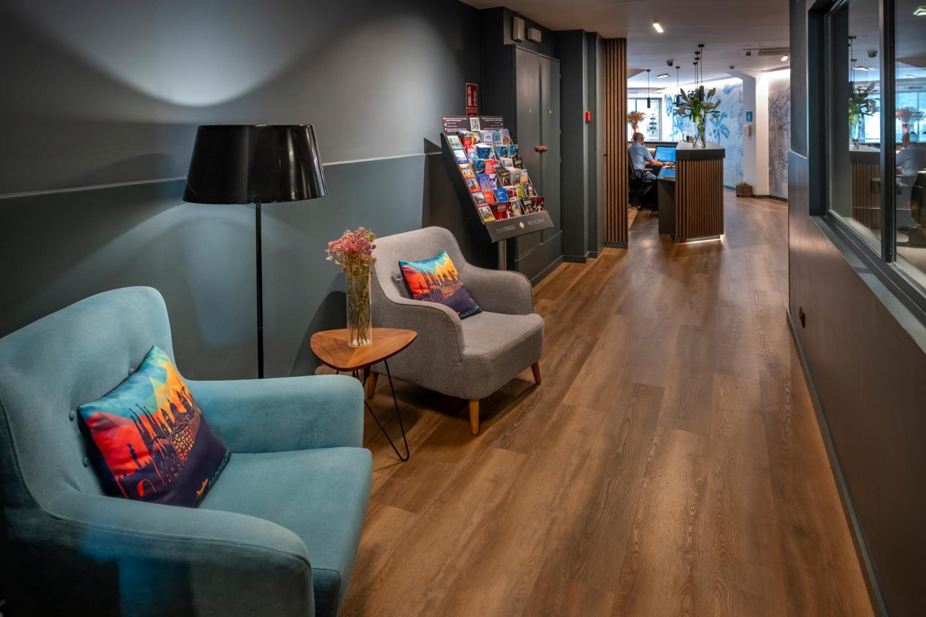 Фото Opera Ramblas