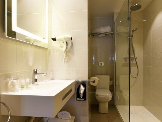 Фото Hôtel 64 Nice