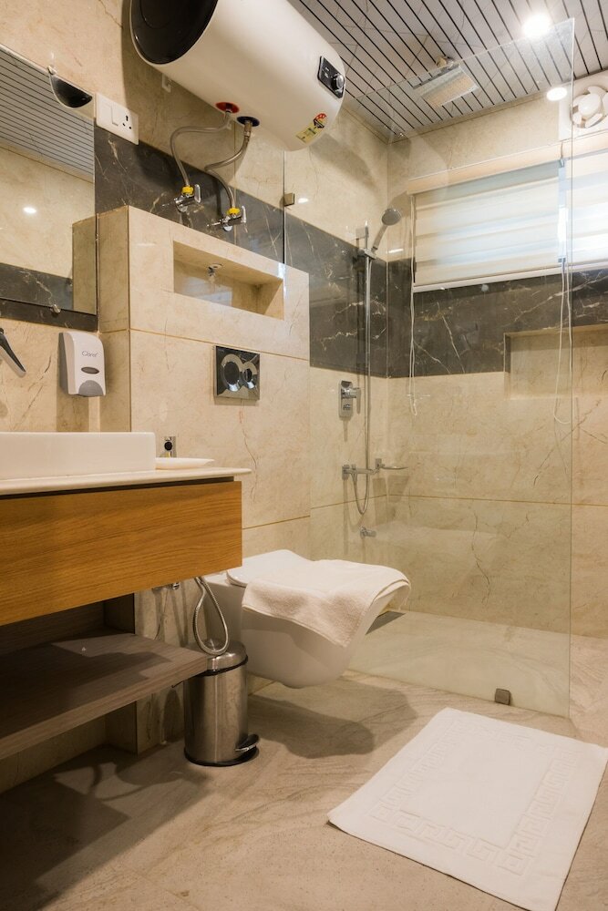 Фото Hotel Abshar