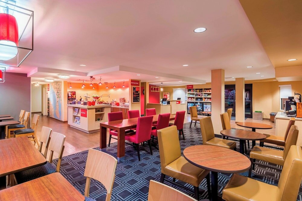 Фото TownePlace Suites by Marriott Tampa Westshore/Airport